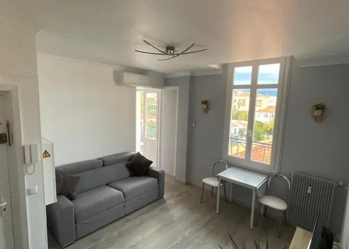 Panorama * カンヌ